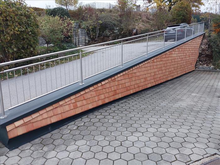 2023_verschindelte Stuetzmauer